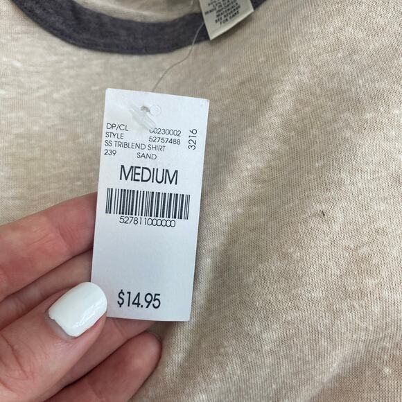 NEW Wet Seal Holy Guacamole Graphic Short Sleeve Tee Size Medium - Picture 3 of 5